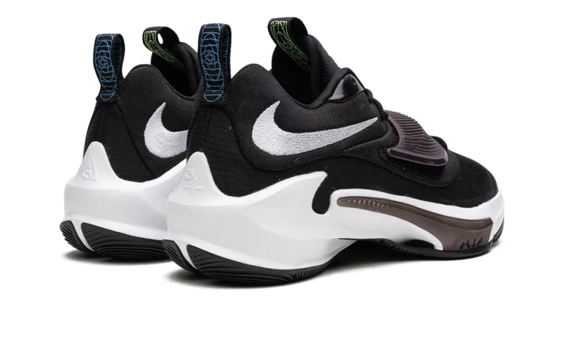 Nike Basketball ZOOM FREAK 3 'The OG' 