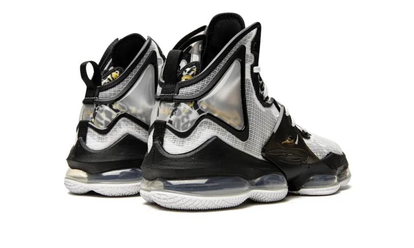 Nike Basketball LeBron 19 'Royalty' 