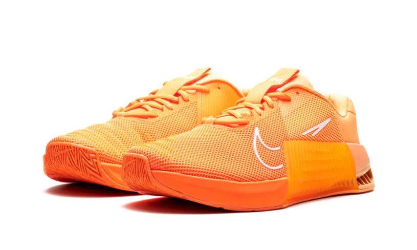 Nike Lifestyle Metcon 9 AMP 'Atomic Orange' 