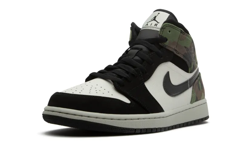 Air Jordan 1 Air Jordan 1 Mid 'Camo' 