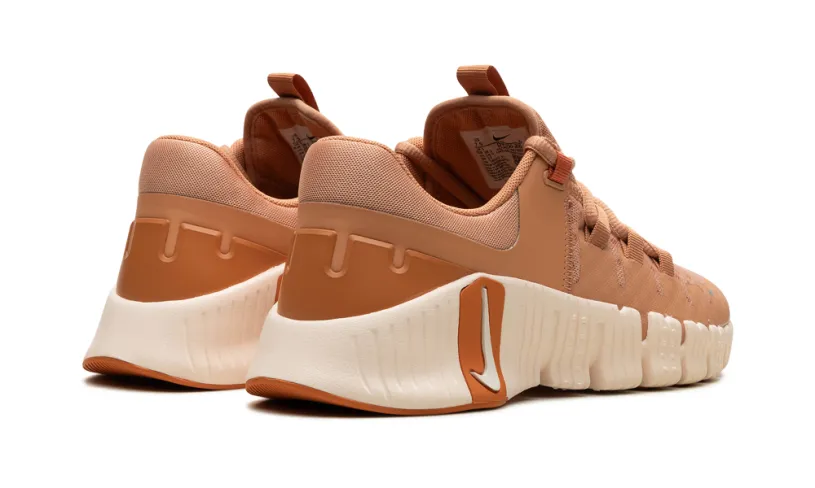 Nike Lifestyle FREE METCON 5 WMNS 'Amber Brown' 