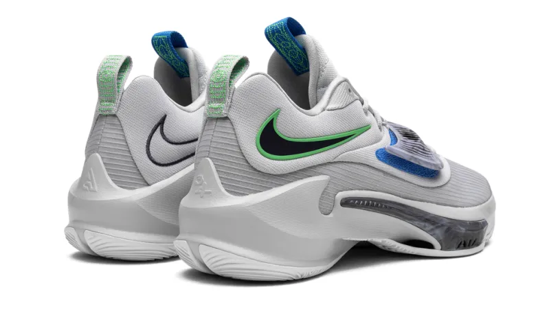 Nike Basketball Zoom Freak 3 'Grey Fog'