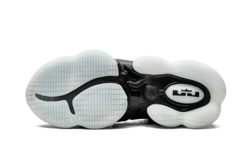 Nike Basketball LeBron XIX 'Green Glow' 