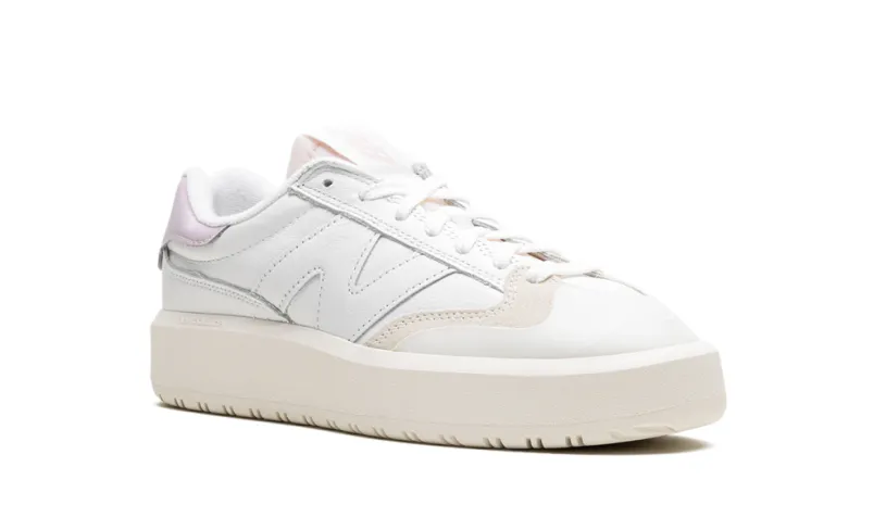 More New Balance 302 WMNS 'White Matte Pink' 