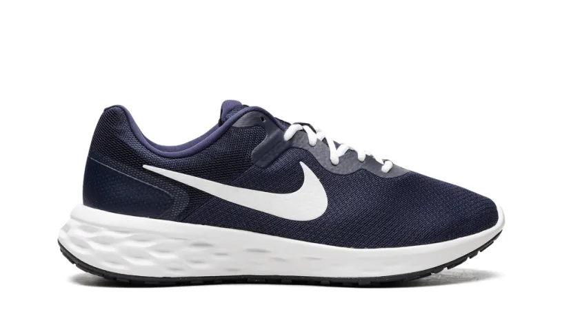 Nike Basketball Revolution 6 NN 