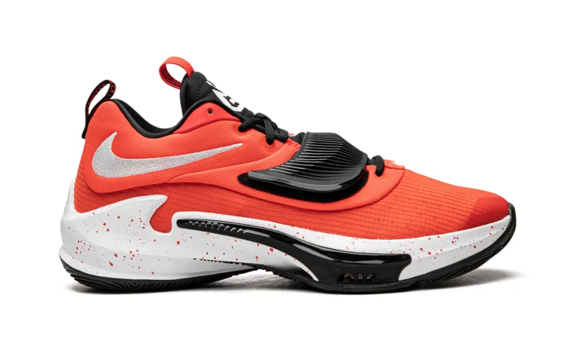 Nike Basketball Zoom Freak 3 TB 