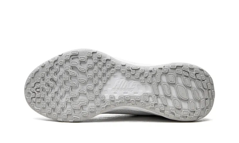Nike Lifestyle REVOLUTION 6 NN MNS WMNS 
