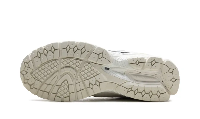 New Balance 1906R 1906R 'Polka Dot Sea Salt' 