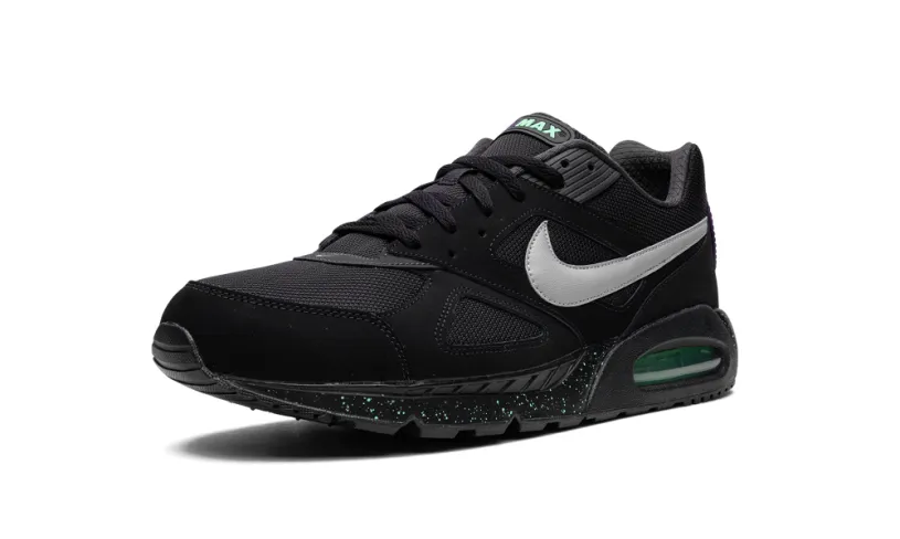 Nike Lifestyle Air Max IVO