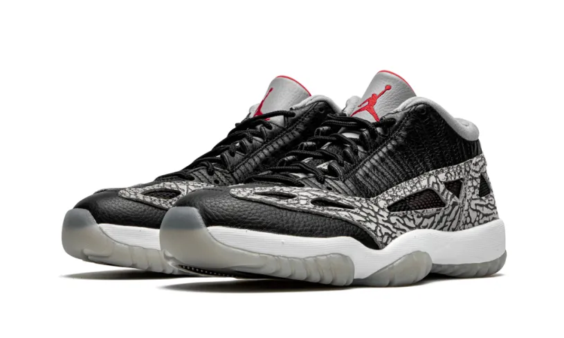 Air Jordan 11 Air Jordan 11 Low IE 'Black Cement'