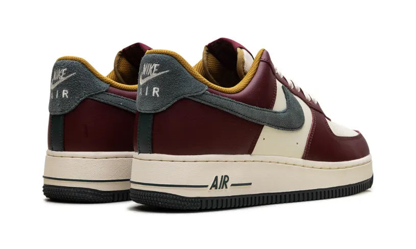 Nike Lifestyle Air Force 1 'Dark Team Red Vintage Green' 