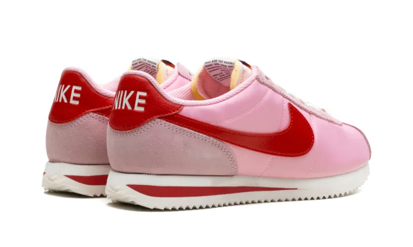 Nike Lifestyle Cortez TXT WMNS 'Medium Soft Pink Sail' 