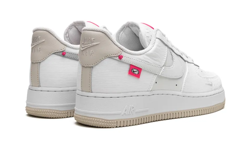 Nike Lifestyle AIR FORCE 1 '07 LX MNS WMNS 'Pink Bling' 