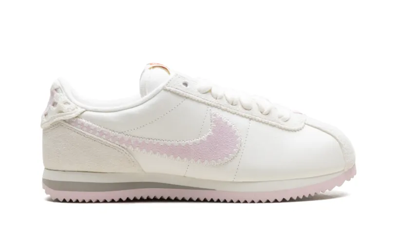 Nike Lifestyle Cortez WMNS 'Valentine's Day - 2025' 