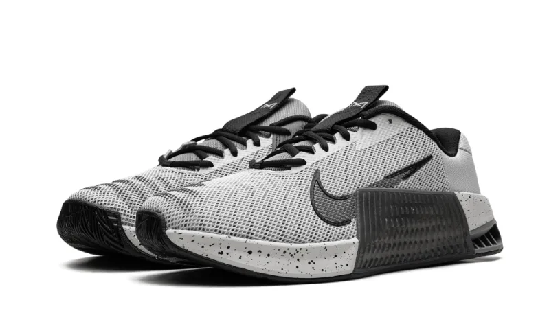 Nike Lifestyle Metcon 9 'Light Iron Ore Flat Pewter'