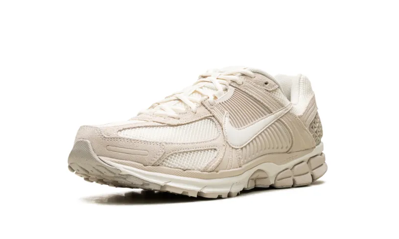 Nike Lifestyle Zoom Vomero 5 'Light Orewood Brown' 