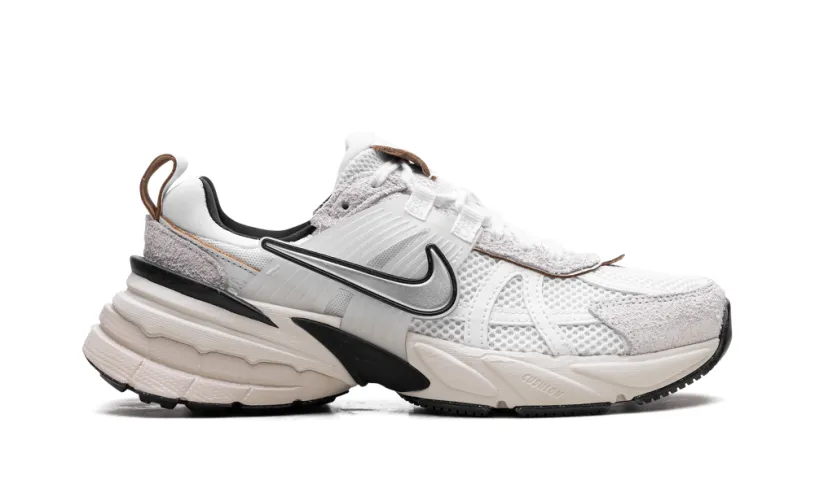 Nike Lifestyle V2K Run Wmns 'Summit White' 