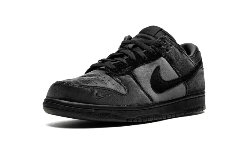 Nike Dunk Dunk Low 'Dover Street Market Triple Black Velvet' 