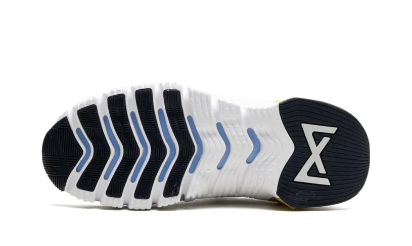 Nike Lifestyle Free Metcon 4 WMNS 'Pure Platinum Grey Gold White' 