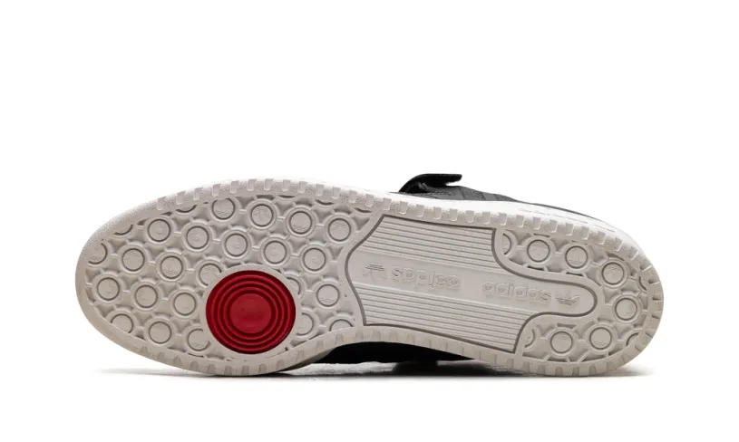 More Adidas Shoes FORUM LOW 'Black' 