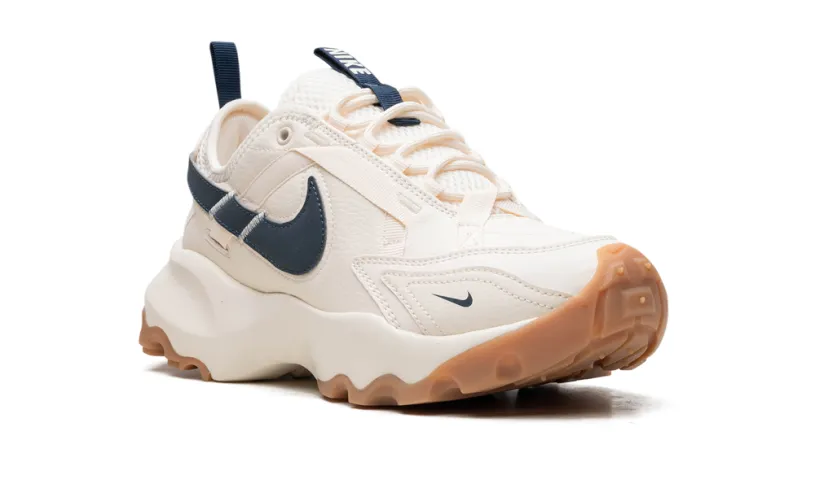 Nike Lifestyle TC 7900 WMNS 'Pale Ivory Armory Navy' 