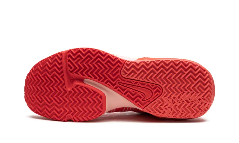 Nike Basketball LeBron Witness 7