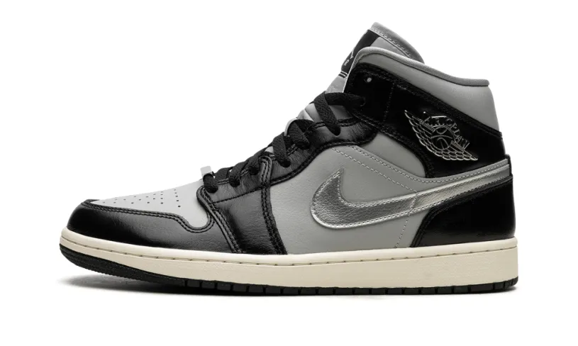 Air Jordan 1 AIR JORDAN 1 MID SE WMNS 'Black Chrome' 