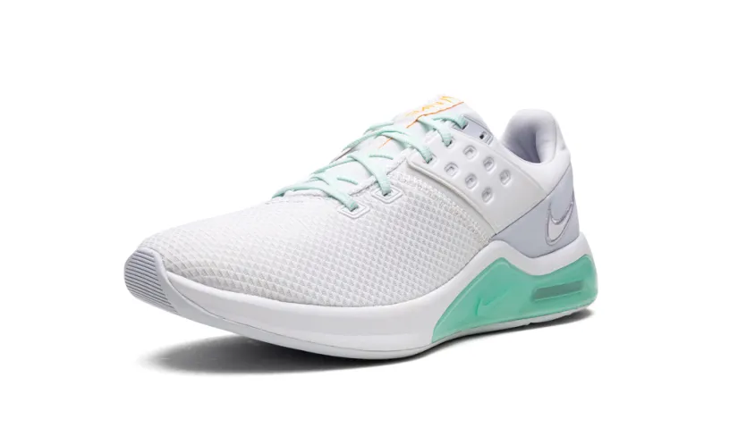 Nike Lifestyle WMNS Air Max Bella TR 4 