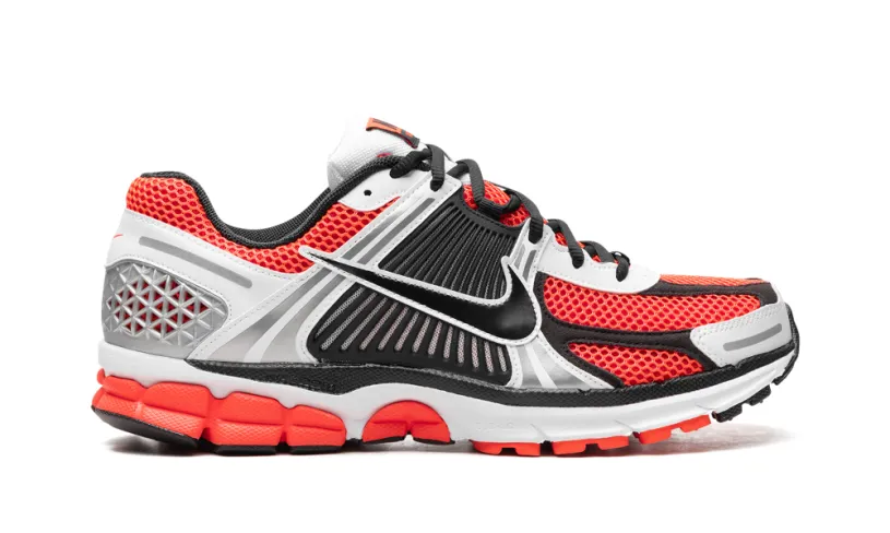 Nike Lifestyle Zoom Vomero 5 SE 'Bright Crimson' 