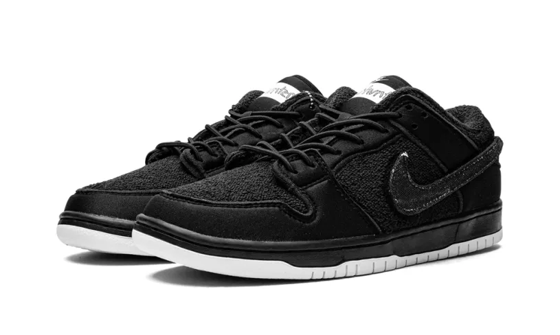 Nike SB SB Dunk Low 'Gnarhunters' 
