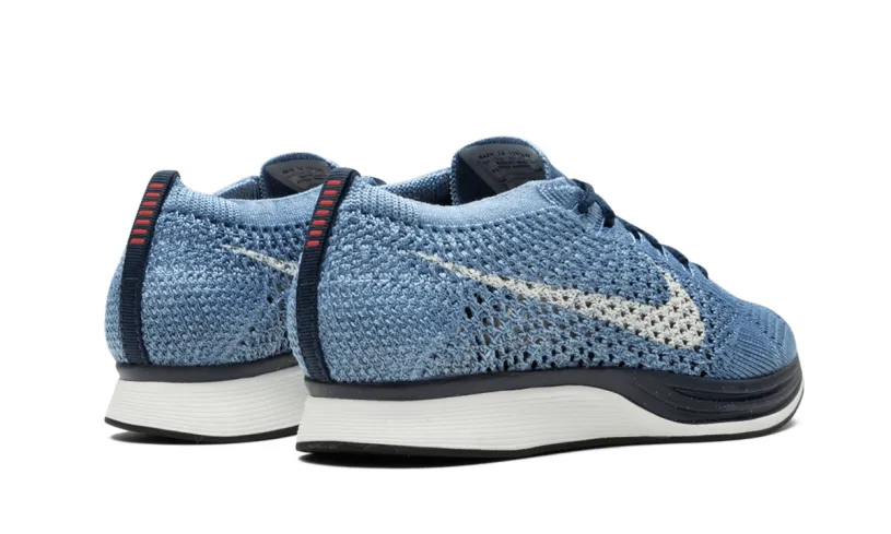 Nike Lifestyle Flyknit Racer PRM 