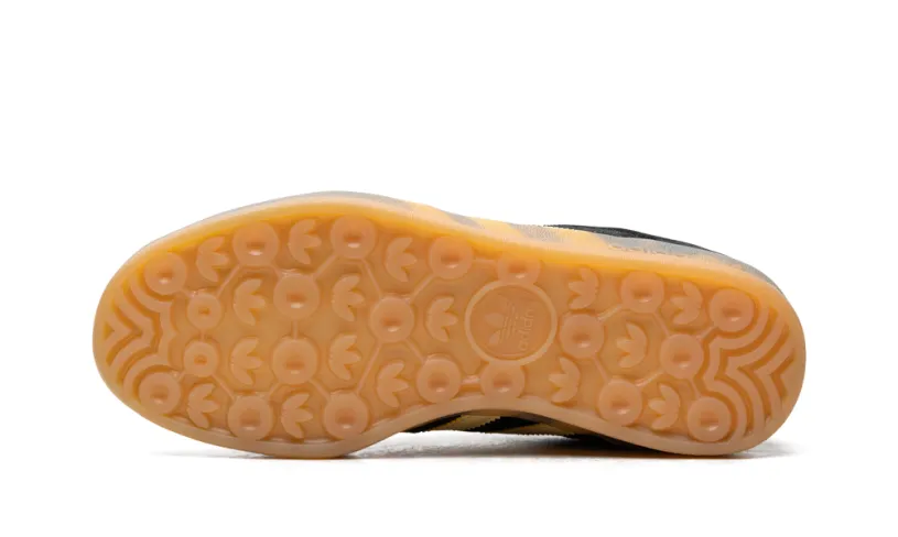 Adidas Gazelle Gazelle Indoor WMNS 'Core Black Almost Yellow Floral' 