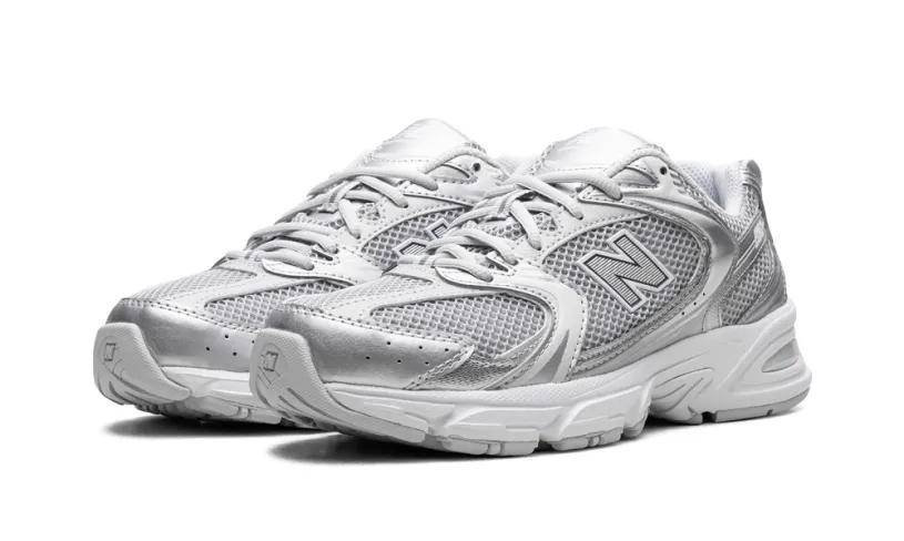 New Balance 530 530 'Moonbeam Silver Metallic' 
