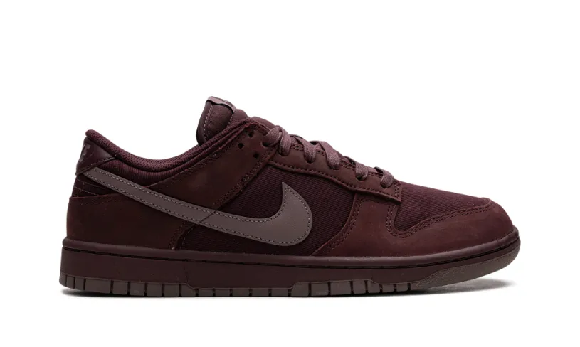 Nike Dunk Dunk Low 'Burgundy Crush'