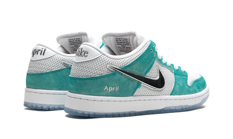 Nike SB SB Dunk Low Pro QS 'April Skateboards' 