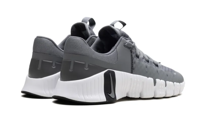 Nike Lifestyle Free Metcon 5 'Smoke Grey' 
