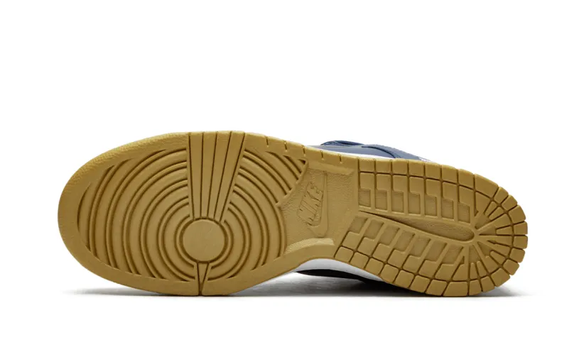 Nike Basketball SB Dunk Low 'Supreme - Jewel Swoosh Gold Navy' 