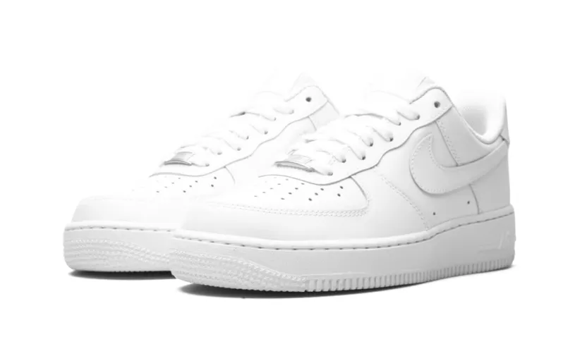 Nike Lifestyle AIR FORCE 1 LO '07 MNS WMNS 'White on White' 