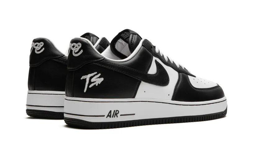 Nike Lifestyle Air Force 1 Low 'Terror Squad- Black' 
