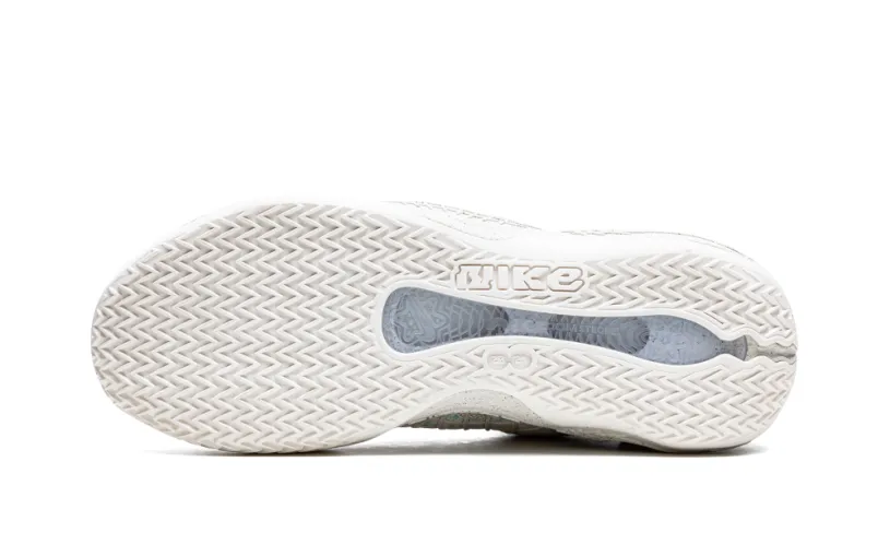 Nike Basketball COSMIC UNITY 