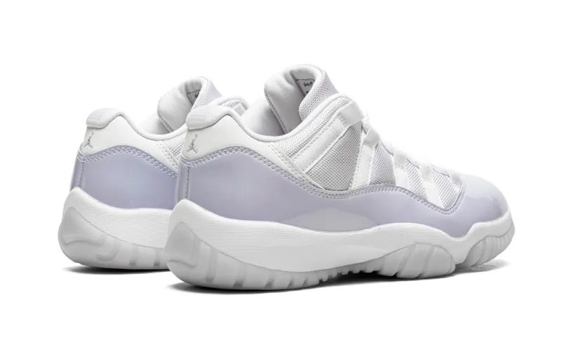Air Jordan 11 AIR JORDAN 11 LOW WMNS 'Pure Violet' 