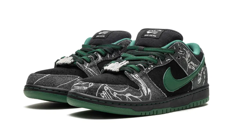 SB Dunk Low 'There Skateboards'
