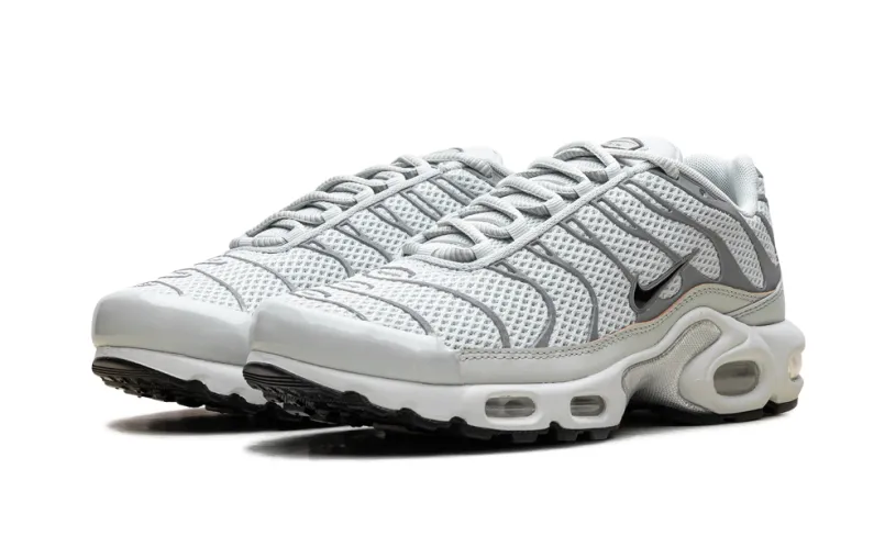 Nike Air Max Air Max Plus WMNS 'Light Silver'