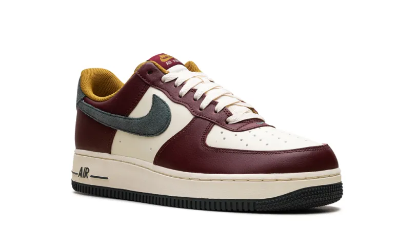 Nike Lifestyle Air Force 1 'Dark Team Red Vintage Green' 