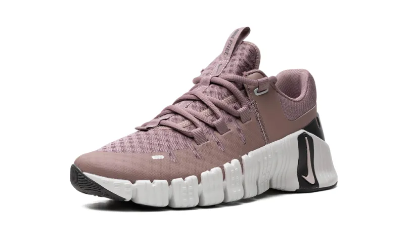 Nike Lifestyle Nike Free Metcon 5 WMNS 'Smokey Muave' 