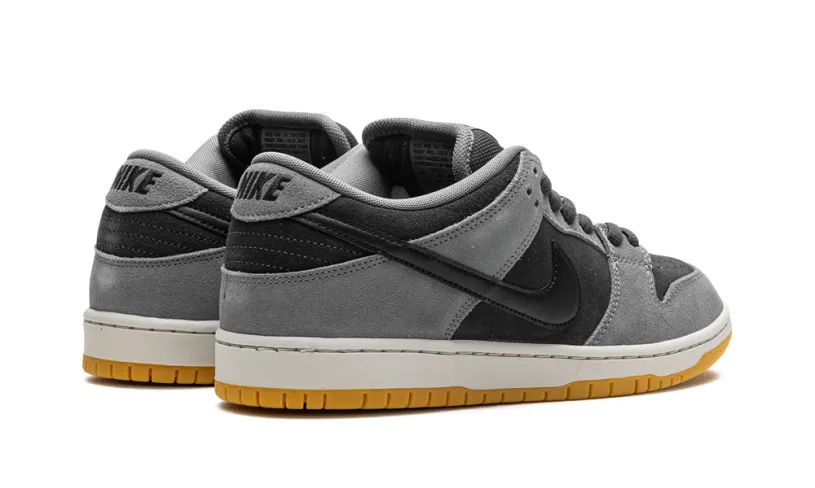 SB Dunk Low 'Dark Smoke Grey'