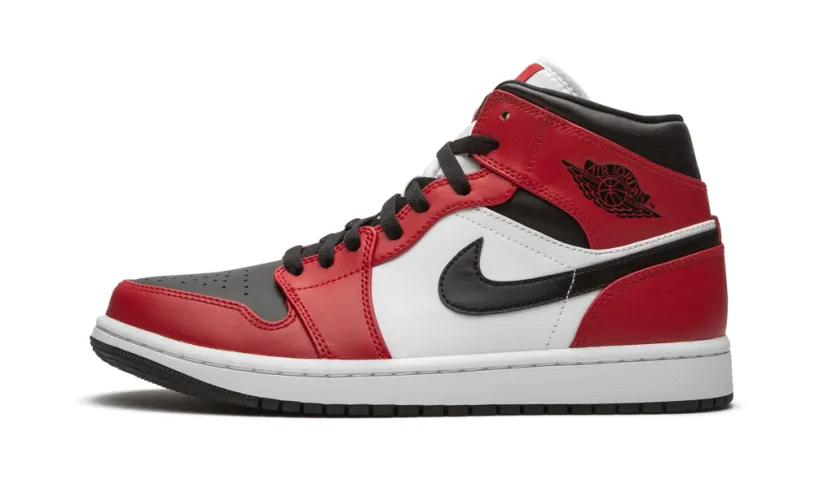 Air Jordan 1 Air Jordan 1 Mid 'Chicago Black Toe' 