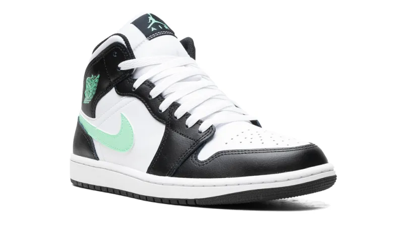Air Jordan 1 Air Jordan 1 Mid 'GREEN GLOW' 