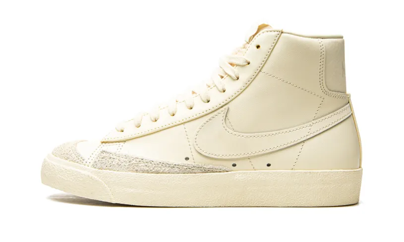 Nike Lifestyle BLAZER MID 77 MNS WMNS 'Coconut Milk' 