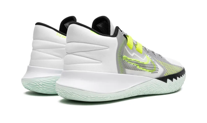 Nike Basketball Kyrie Flytrap V 